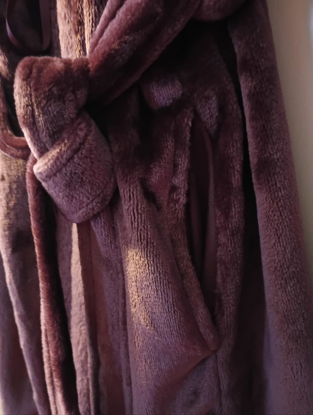 Woman's Robe - Picture 6 of 6